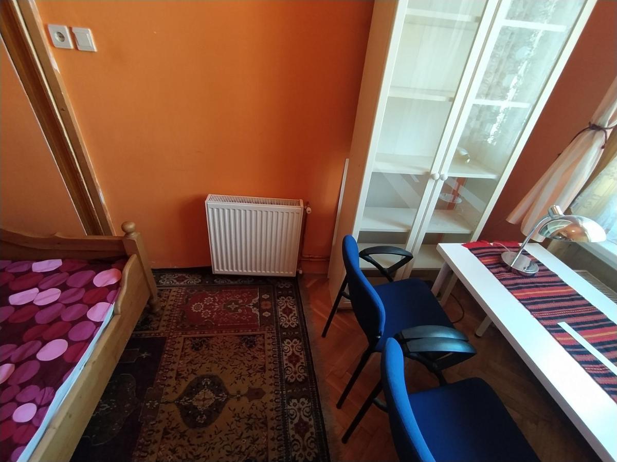 Cuki Apartment Budapest Exteriör bild
