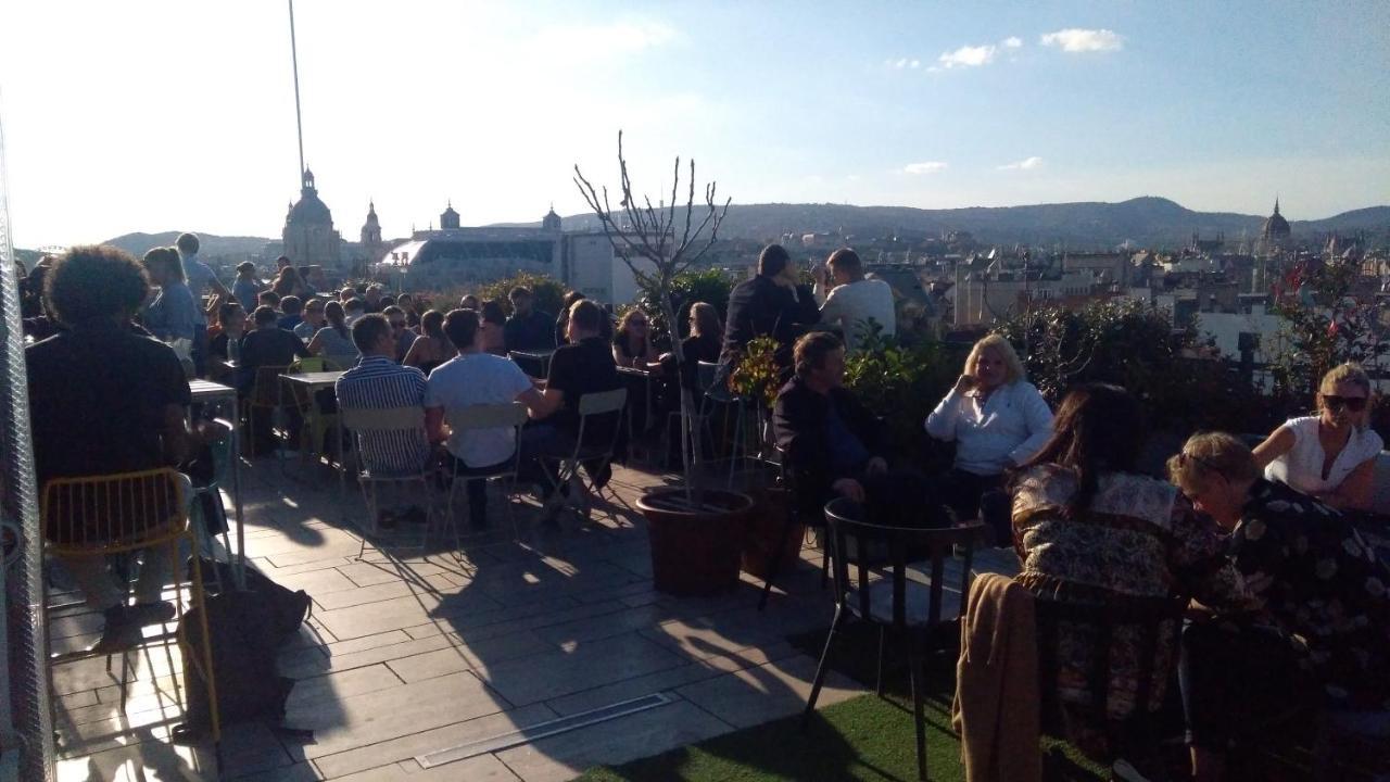 Cuki Apartment Budapest Exteriör bild